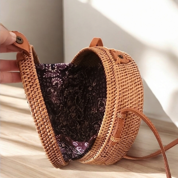Round Rattan Straw Crossbody Bag Purse Boho Festival Luxe Leather Woven - Picture 8 of 12